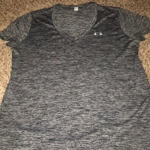 Under Armour T-shirt